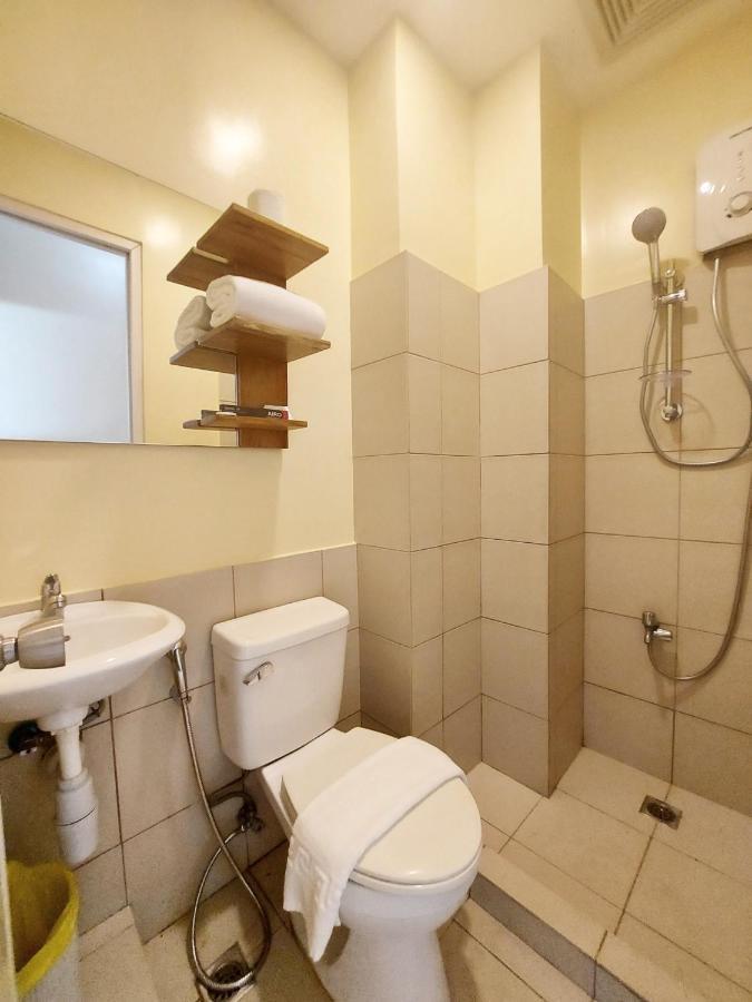 Airobedz Manila - A Value Hotel Kültér fotó