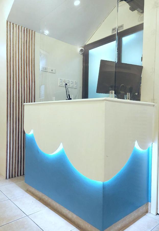 Airobedz Manila - A Value Hotel Kültér fotó